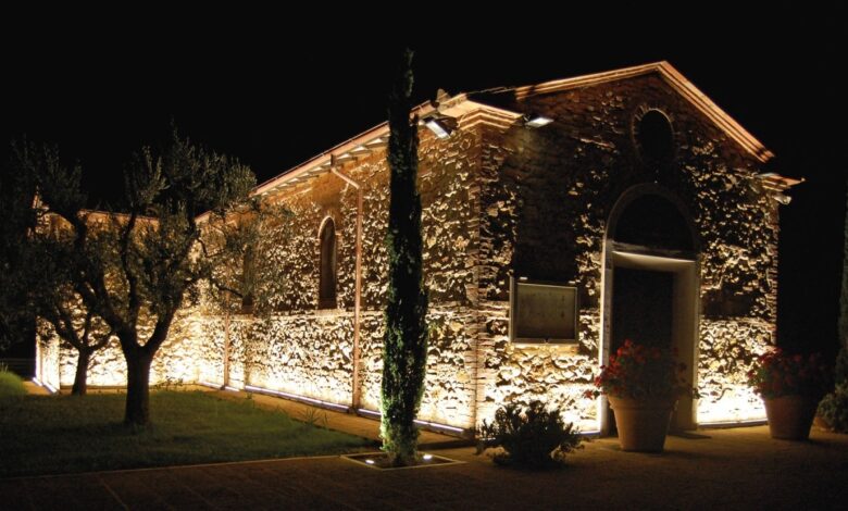 Choosing the Right LED Wall Washer Lights for Outdoor Lighting Projects